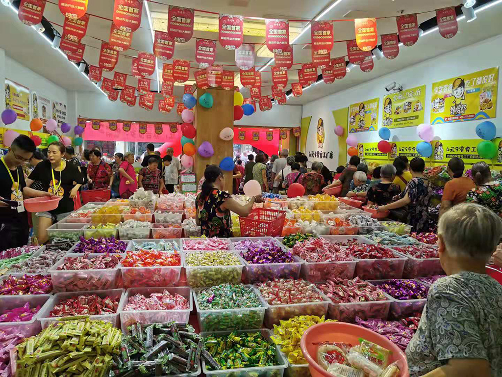 饞嘴郎木蘭零食加盟店開業(yè)太火爆，單日營業(yè)額猛破3萬元