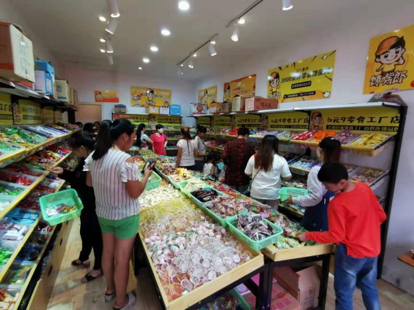 自己開一家30平米的零食店，如何選擇合適的貨架？
